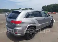 2017 Jeep Grand Cherokee фото