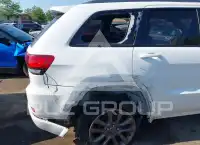2017 Jeep Grand Cherokee photo