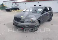 2017 Jeep Grand Cherokee фото