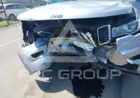 2017 Jeep Grand Cherokee фото