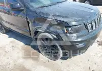 2017 Jeep Grand Cherokee фото