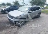 2017 Jeep Grand Cherokee photo