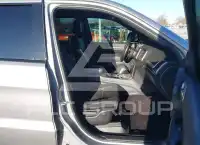 2017 Jeep Grand Cherokee фото