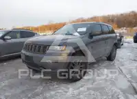 2017 Jeep Grand Cherokee фото