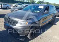 2017 Jeep Grand Cherokee фото