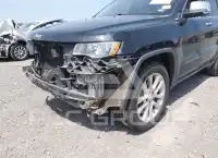 2017 Jeep Grand Cherokee фото