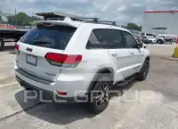 2017 Jeep Grand Cherokee фото