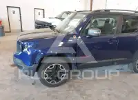 2017 Jeep Renegade photo