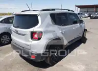 2017 Jeep Renegade photo
