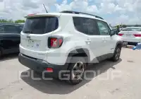 2017 Jeep Renegade photo