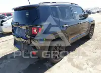 2017 Jeep Renegade photo