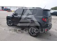 2017 Jeep Renegade photo