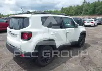 2017 Jeep Renegade photo