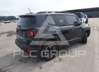 2017 Jeep Renegade photo