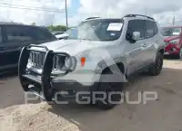 2017 Jeep Renegade фото