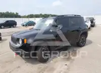 2017 Jeep Renegade photo