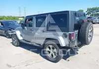 2017 Jeep WRANGLER фото