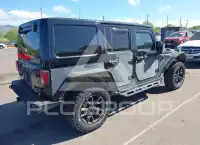 2017 Jeep WRANGLER фото