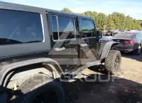 2017 Jeep WRANGLER фото
