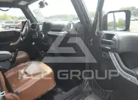 2017 Jeep WRANGLER фото