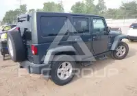 2017 Jeep WRANGLER фото