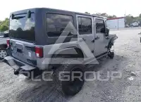 2017 Jeep WRANGLER фото