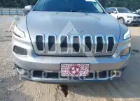 2017 Jeep CHEROKEE фото