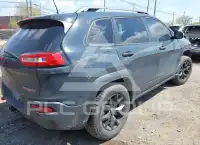 2017 Jeep CHEROKEE фото