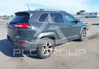 2017 Jeep CHEROKEE фото