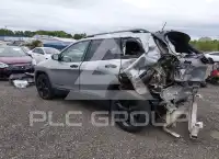 2017 Jeep CHEROKEE photo