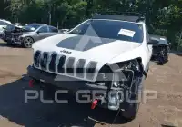 2017 Jeep CHEROKEE фото