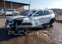 2017 Jeep CHEROKEE фото