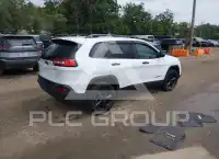2017 Jeep CHEROKEE photo