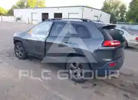 2017 Jeep CHEROKEE фото