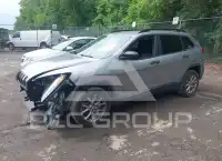 2017 Jeep CHEROKEE фото