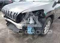 2017 Jeep CHEROKEE photo