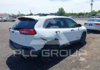 2017 Jeep CHEROKEE photo
