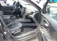2017 Jeep CHEROKEE фото