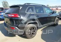 2017 Jeep CHEROKEE фото