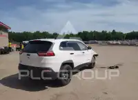 2017 Jeep CHEROKEE фото