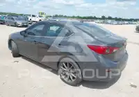 2017 Mazda 3 photo