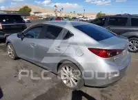 2017 Mazda 3 photo