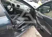 2017 Mazda 3 photo