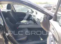 2017 Mazda 3 фото