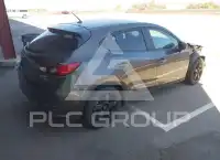 2017 Mazda 3 photo