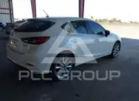 2017 Mazda 3 photo