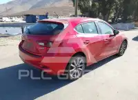 2017 Mazda 3 photo