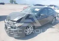 2017 Mazda 3 фото