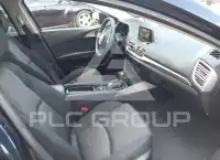 2017 Mazda 3 photo
