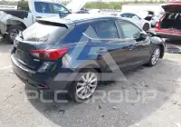 2017 Mazda 3 photo